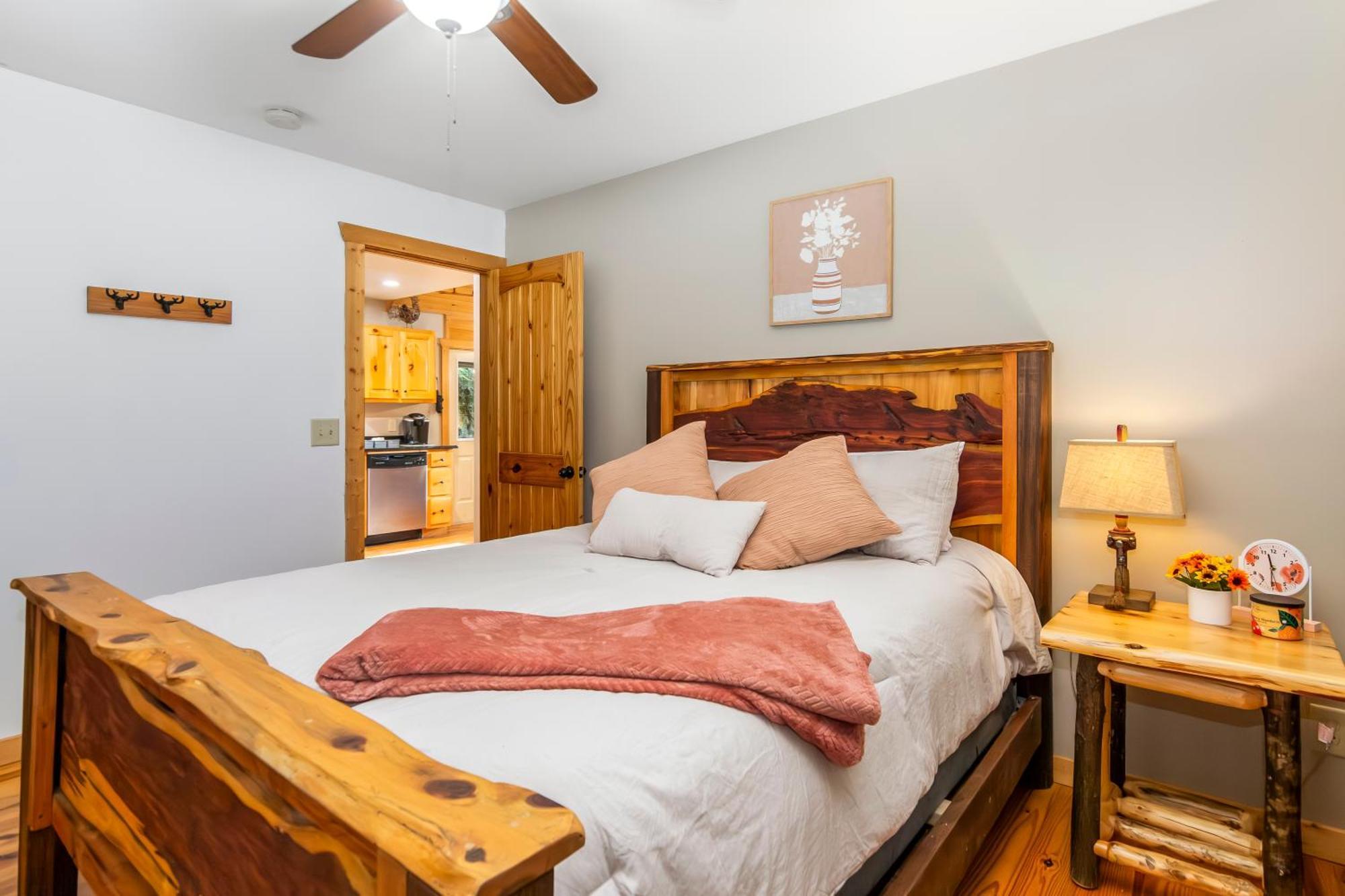 Amazing Creek View Cabin W/ Hot Tub, Firepit & Pool Table Ellijay Zewnętrze zdjęcie